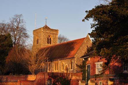 Caversham Christmas market will support DEC appeal