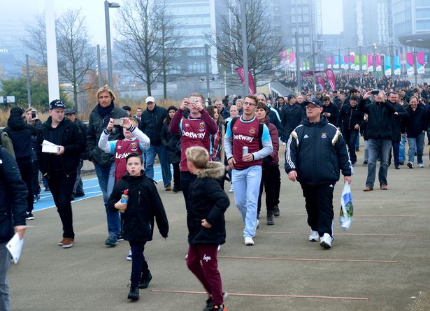 West-Ham-supporters