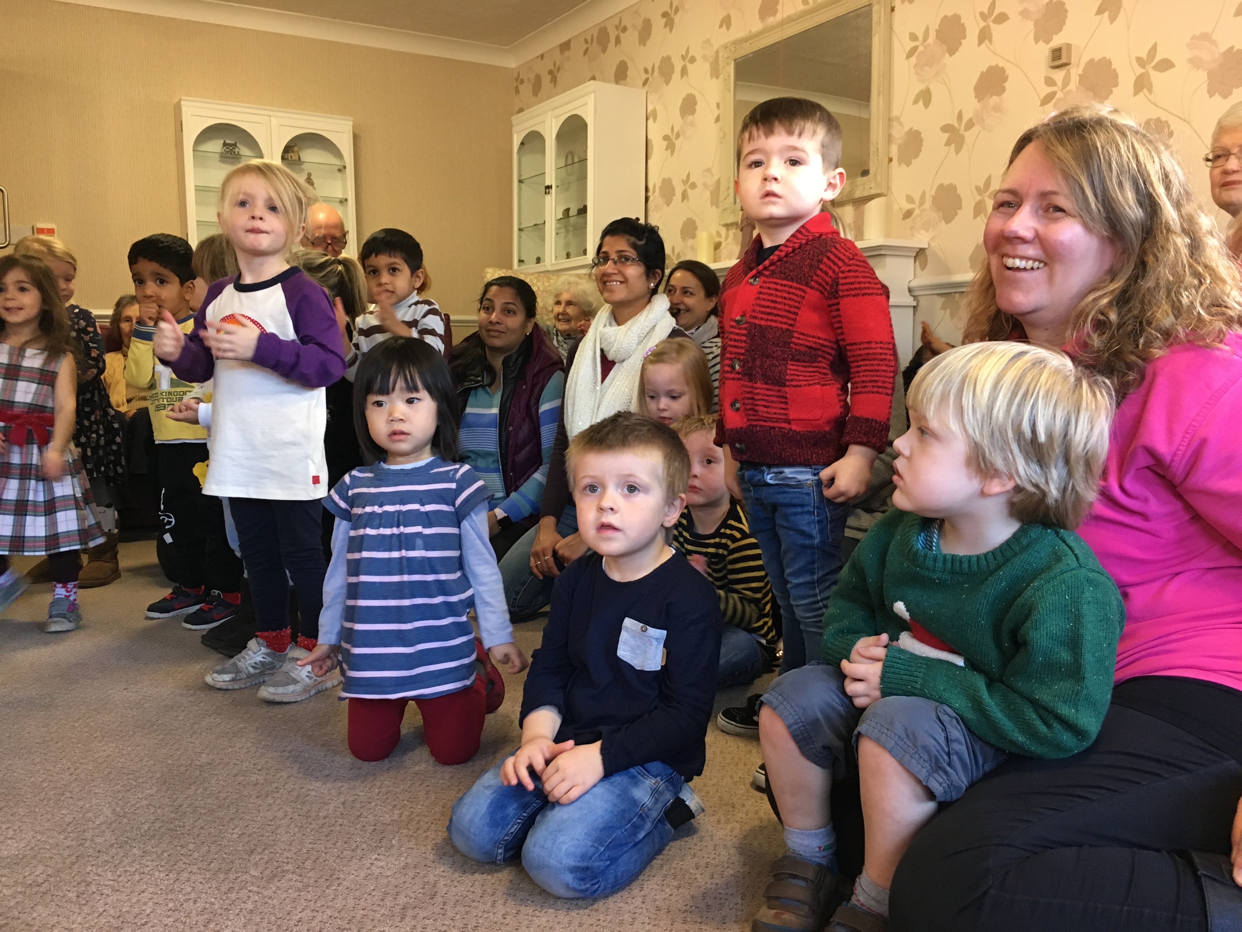 Emmer Green pupils start festive season by singing Christmas songs at care home