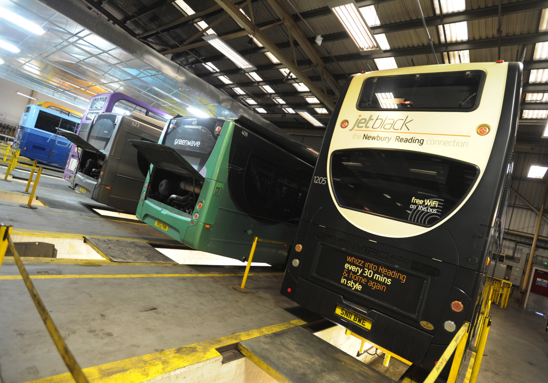 Reading Buses bosses serve staff at annual Christmas lunch