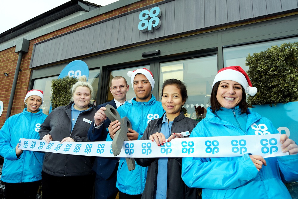 kmt_bkr_081217_woodcotecoop_01