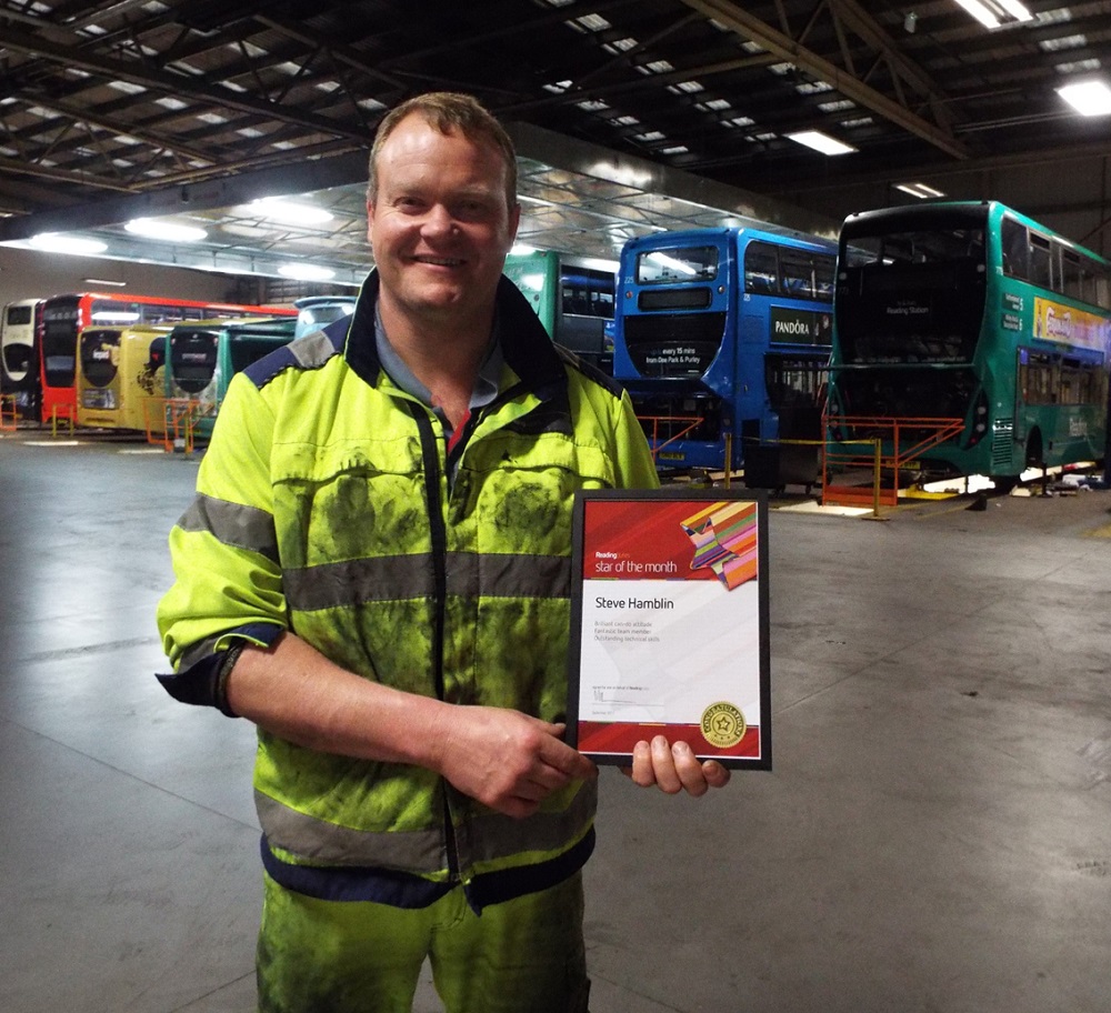 kmt_bkr_271217_readingbuses_starsofthemonth_02