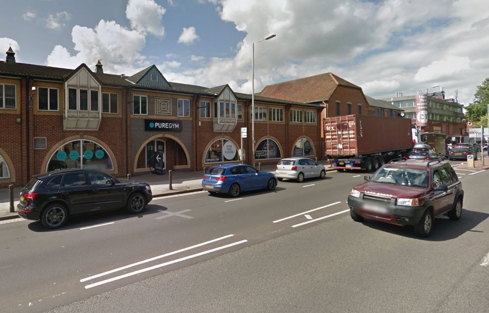 Gas works cause rush hour chaos in Reading