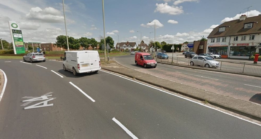 Man cut free from car after crash in Earley