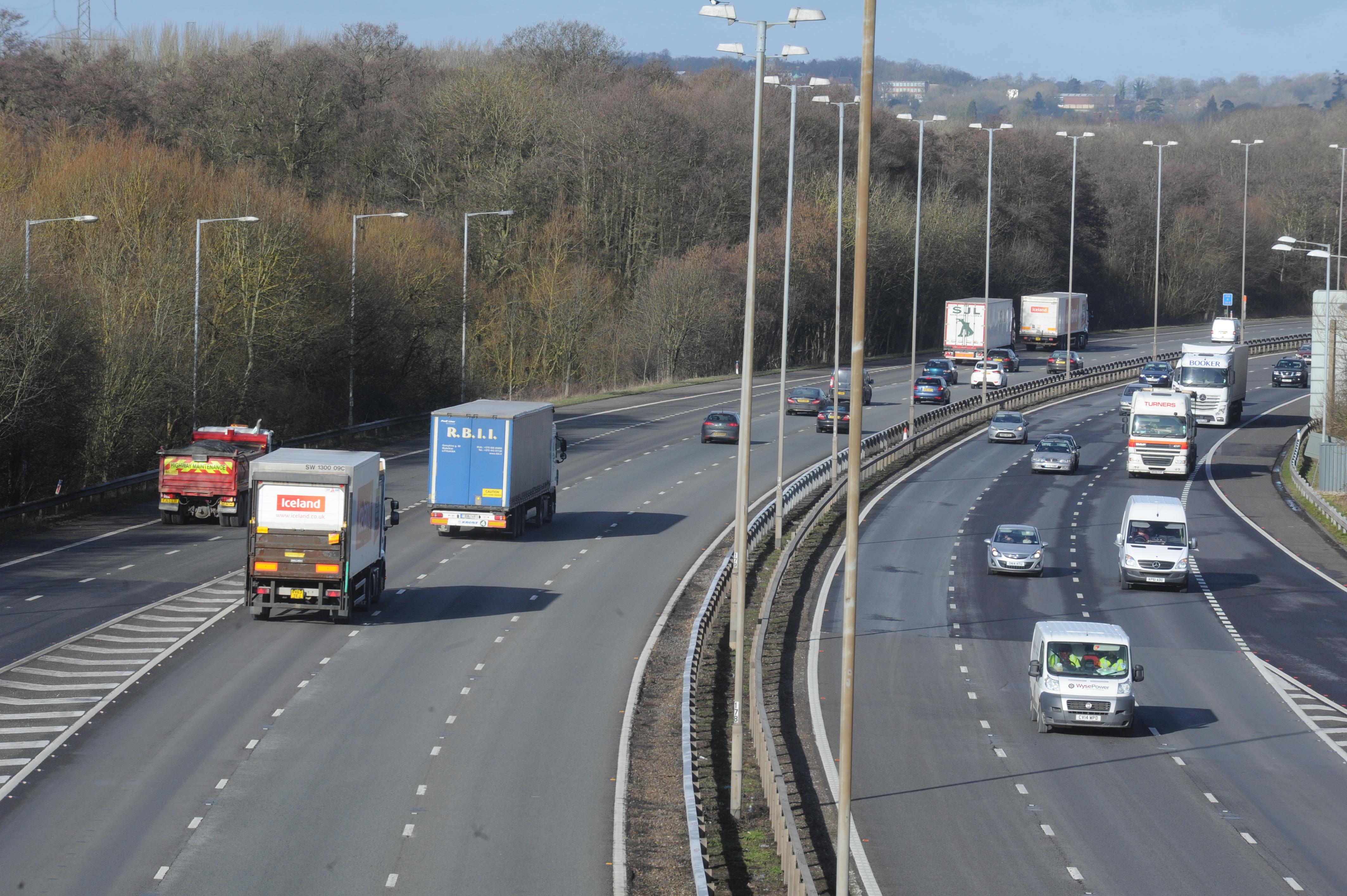 Recap updates as M4 lane closed after crash between car and lorry