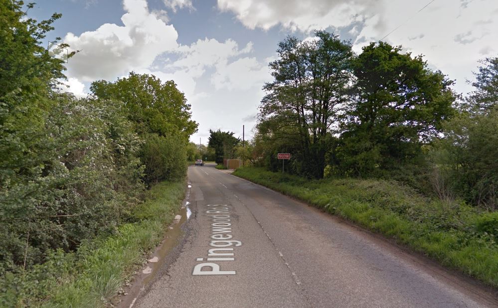 Man cut free from car after crash involving lorry in Reading