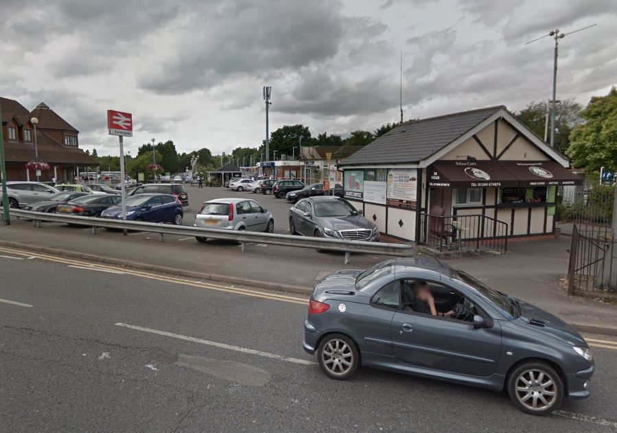 Police appeal after teenager allegedly robbed at gunpoint in Sunningdale