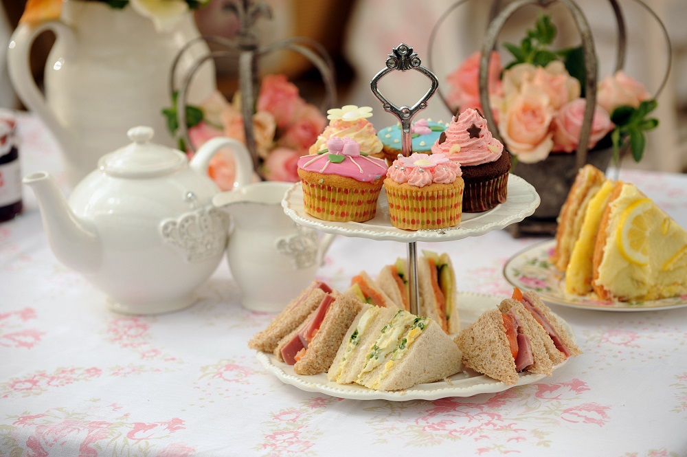 11 Berkshire spots to enjoy afternoon tea with your mum getreading