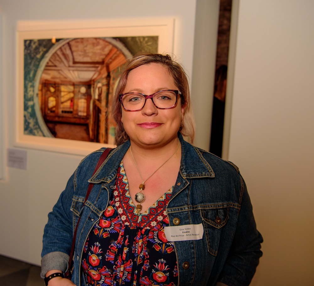 Gina-Sodens-wins-global-art-prize-_120218--1-