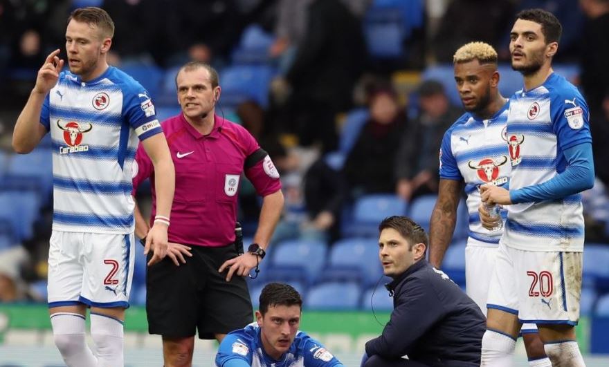 Reading FC writer Jonathan Low on Stam's divisive message to fans and defender crisis