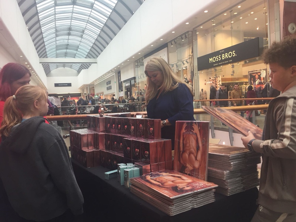 kmt_bkr_050218peterandre_theoracle_02