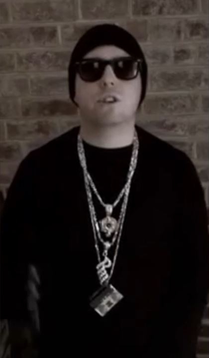 Berkshire headteacher channels 90s rapper to tell pupils school is out during snow