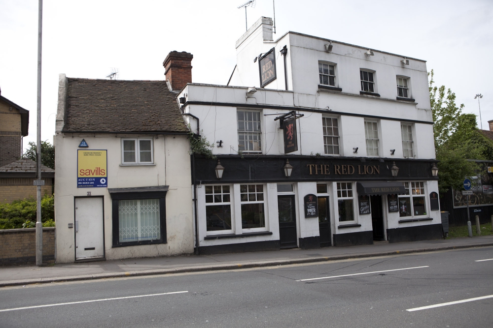 Plan submitted to replace Reading pub with flats