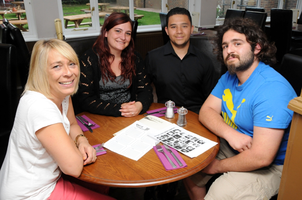 Test your general knowledge at Dunsden Quiz Night