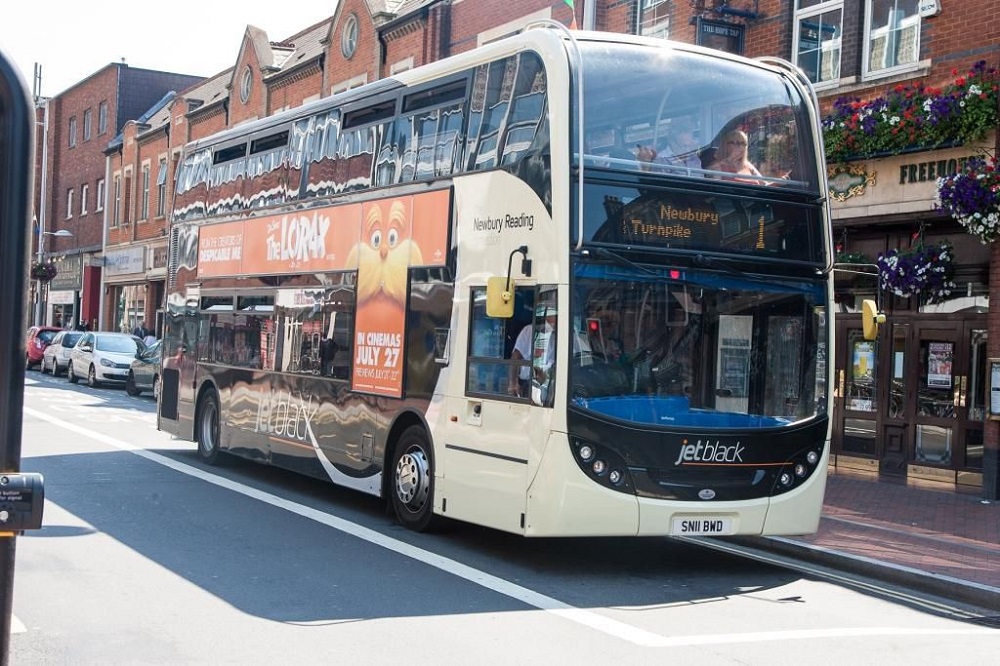 jet-black-service-reading-buses-_140318