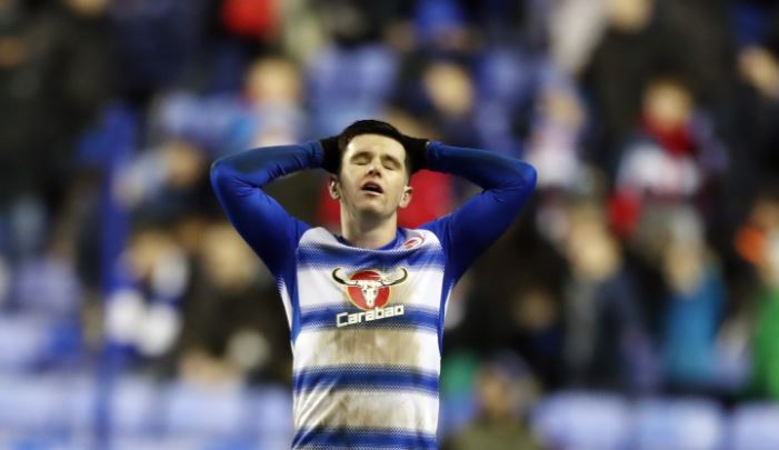 Why Reading FC midfielder Kelly is playing a very dangerous game by turning down the Republic of Ireland