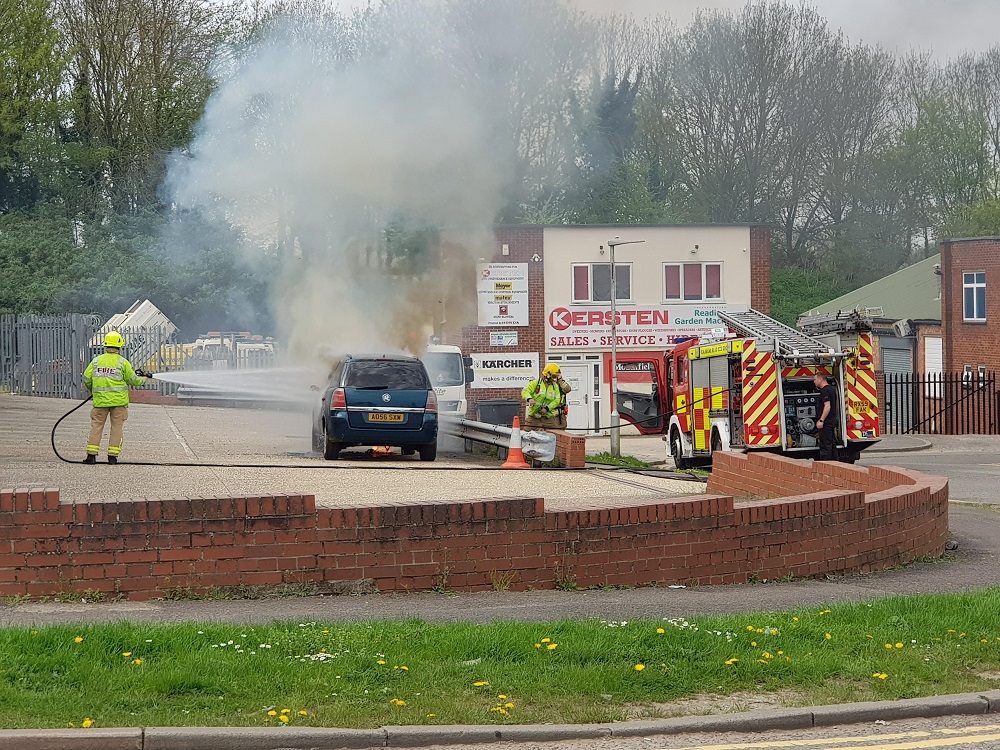 Car-fire-_-210418--1-