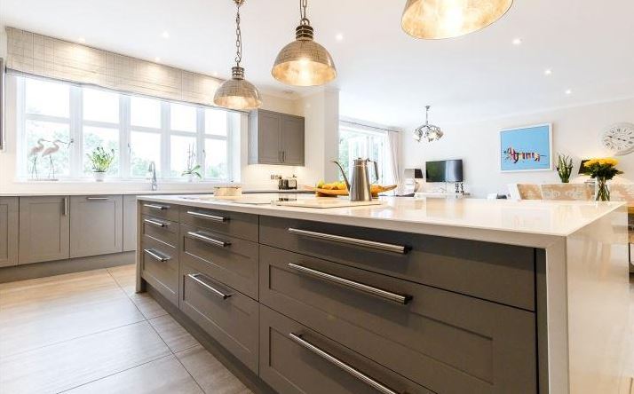 JA_BRK_130418_Caversham_home_05