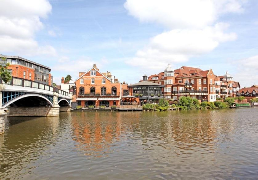Take a look around the million pound apartment on the Thames