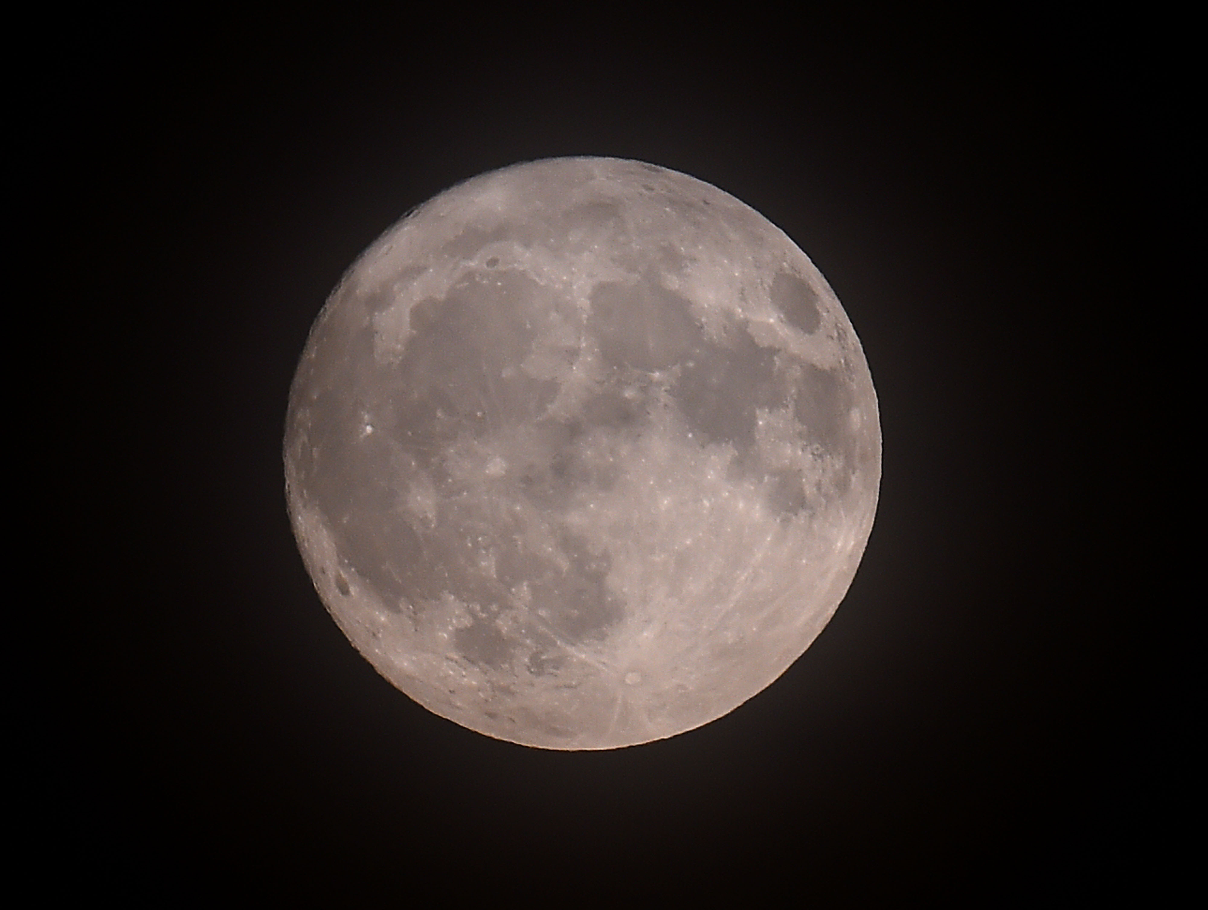 Everything You Need To Know About The Spectacular Full Moon Tonight 