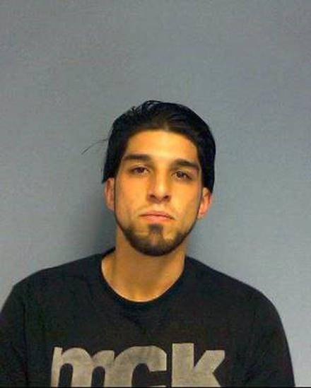 Police on the hunt for wanted man in Reading