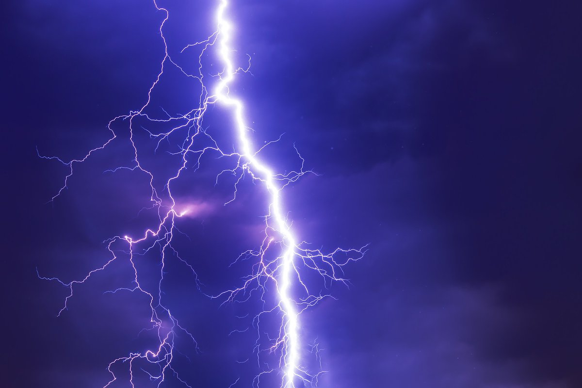 Weather warnings issued as thunderstorms expected to hit Berkshire