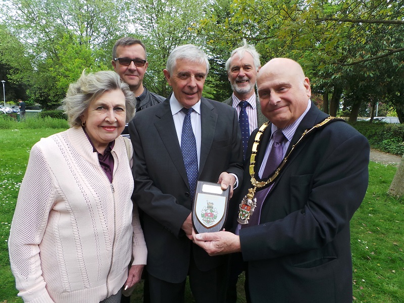 Wokingham Half Marathon organiser honoured for 34 years of dedication to sport