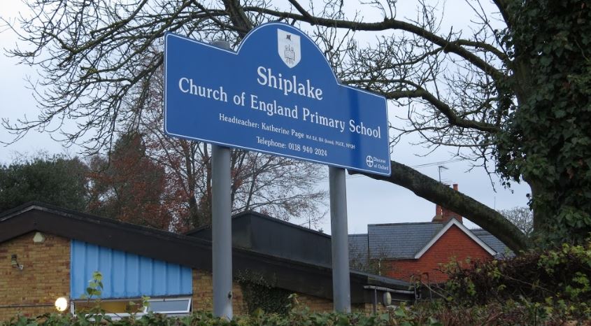 Shiplake schoolchildren design their own sports kit
