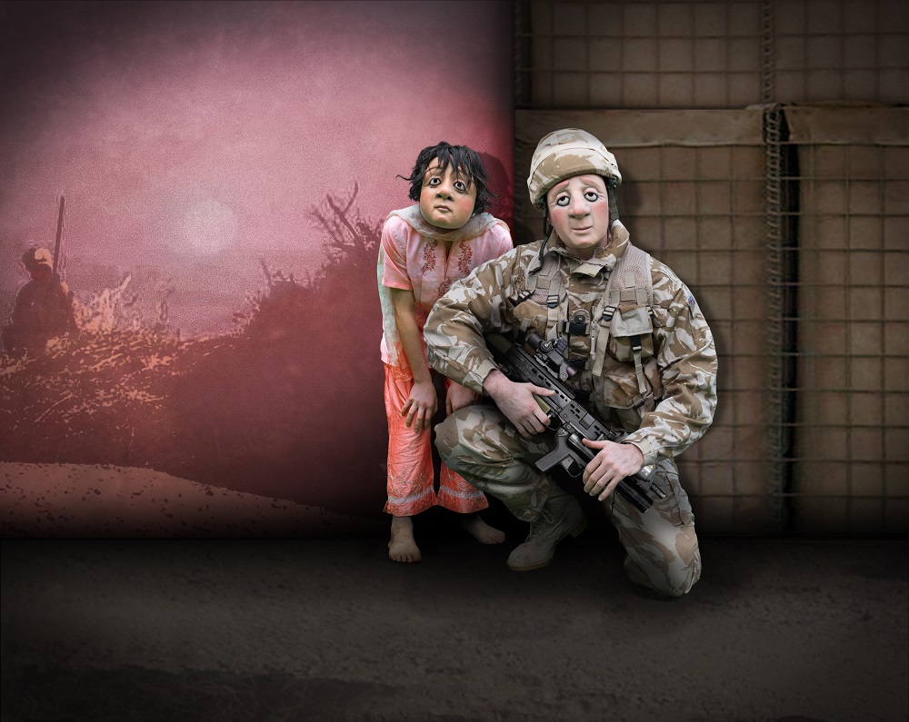 Vamos-Theatre-A-Brave-Face-soldier-and-child-High-Res