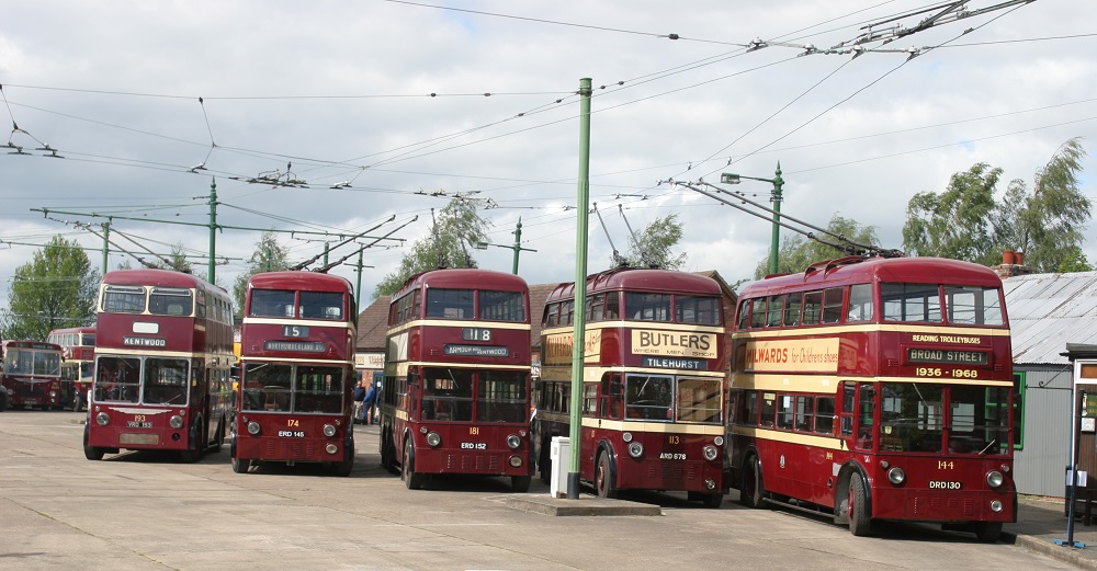 Vintage-Buses-_310518--2-