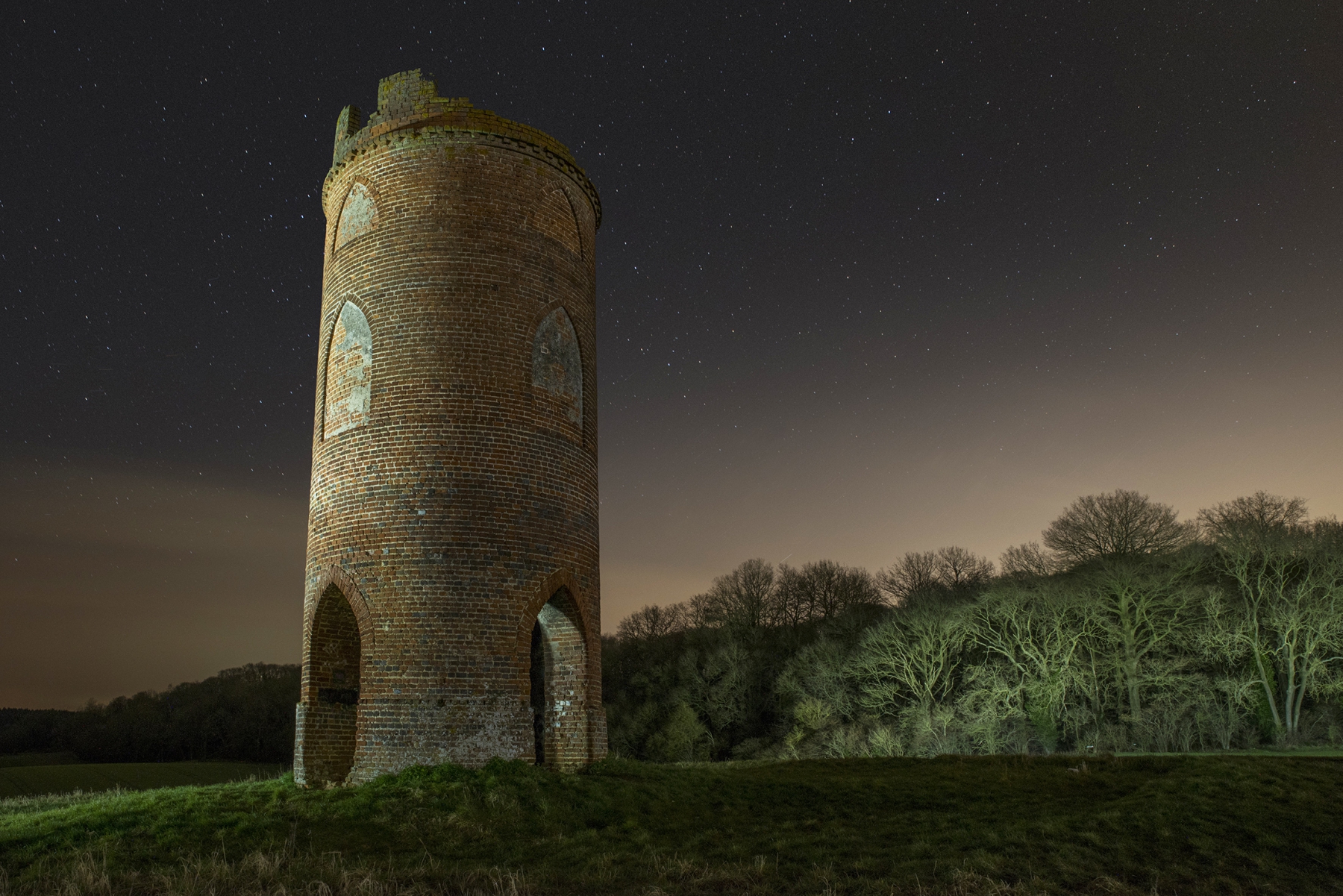 Wilders-Folly-at-night-110518