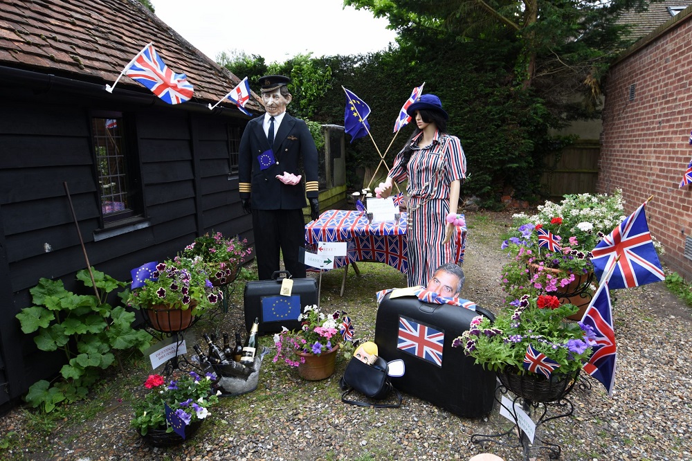 sonning-scarecrows-_230518