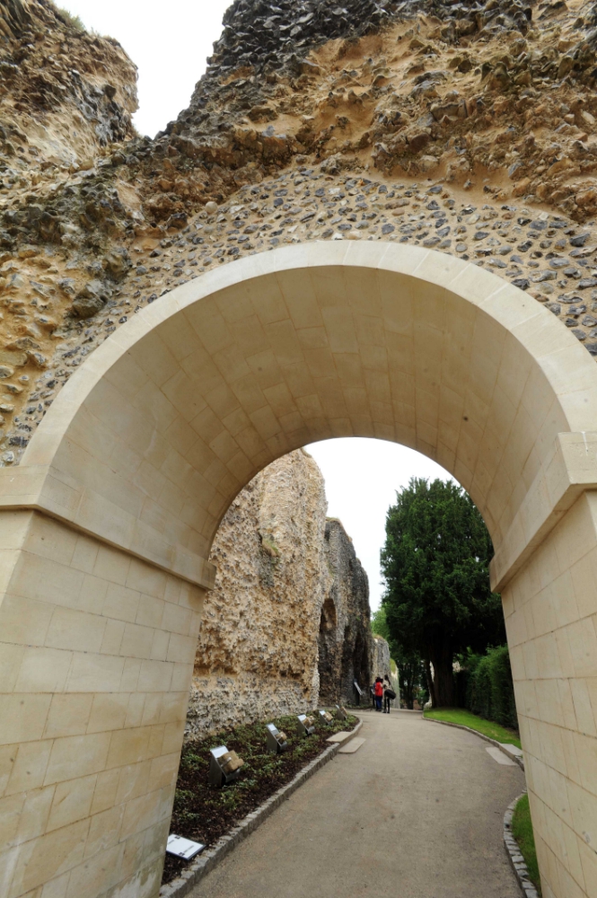 Abbey-Ruins-_070618--11-