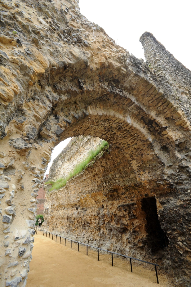 Abbey-Ruins-_070618--14-