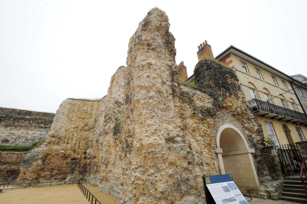 Abbey-Ruins-_070618--16--1