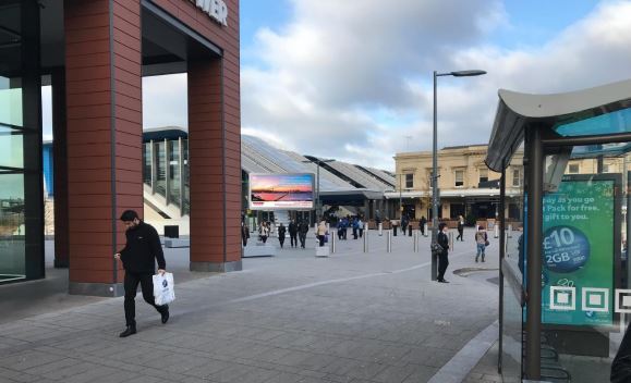 Reading Station giant screen plan set for approval despite impact on listed buildings