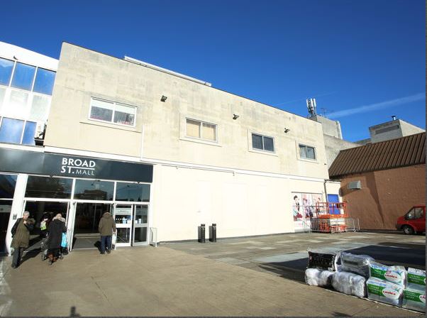 Urban Market and town centre hotel  among Reading planning applications