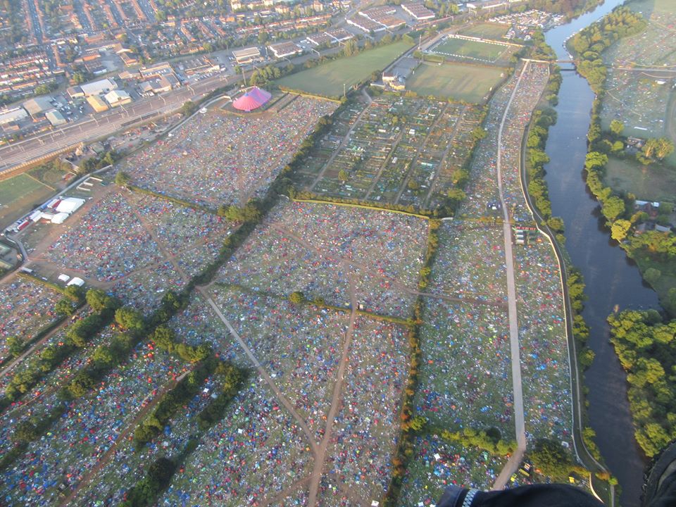 Rubbish-at-Reading-Fest-_270718--4-