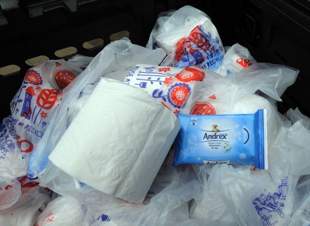 wet-wipes-and-loo-roll-_250718