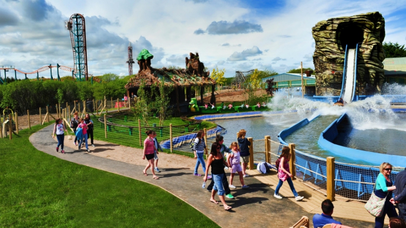 Oakwood-Theme-Park-_070818-