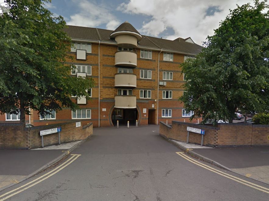 Reading flat badly smoke damaged after bedroom fire