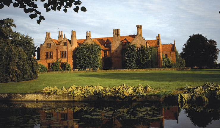 Days-out-in-Essex-for-children-with-special-needs-or-disabilities-ingatestone-hall