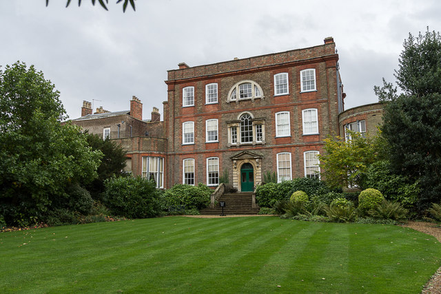 Top-nine-places-to-visit-on-Heritage-Open-Day-2018-peckover-hosue-1