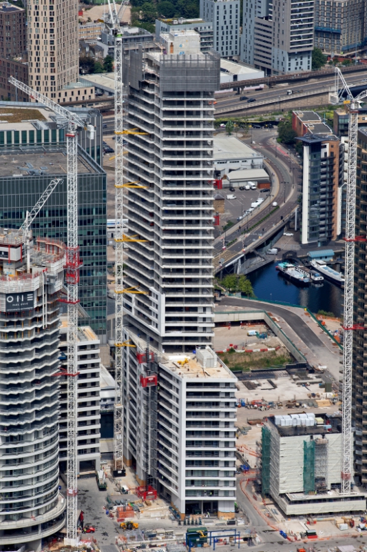 10-Park-Drive-reaches-construction-milestone-at-Canary-Wharf-s-Wood-Wharf-development--The-Wharf--2