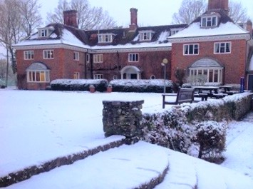 Get-festive-this-Christmas-at-Luckley-House-School-in-Wokingham-_-3