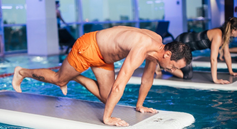 Why-a-HIIT-workout-on-a-floating-board--in-Stratford--is-the-fun-fitness-antidote-to-a-day-s-work-in-Canary-Wharf--The-Wharf--5