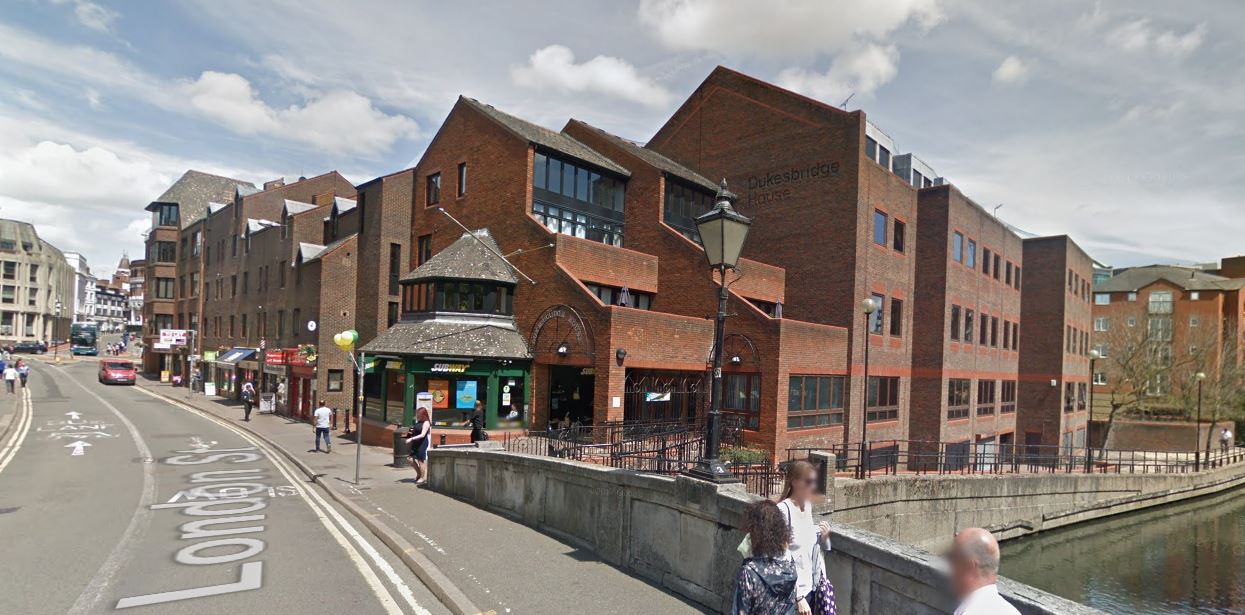 Police hunt for four men after robbery outside Reading Subway