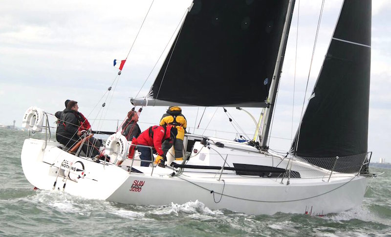 Local-champions-recognised-at-RYA-Sailability-Awards2