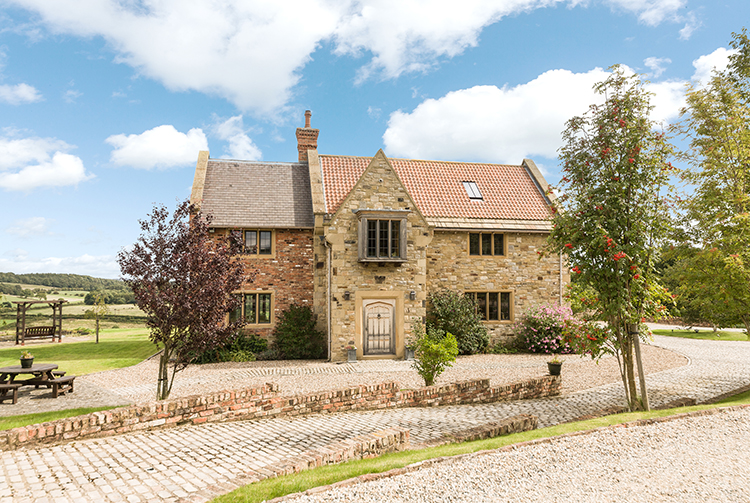 The-10-Most-Expensive-Homes-Being-Sold-in-The-North-East-this-month-mole-hill-farm