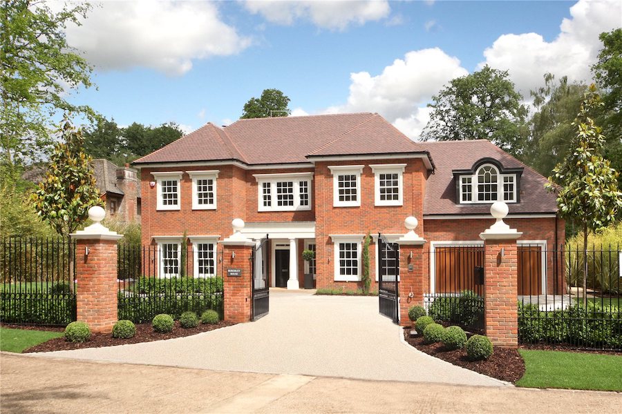 The-10-Most-Expensive-Homes-Being-Sold-in-The-South-East-llanvair-drive